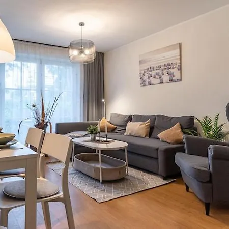 In St Peter-ording With Terrace, Cleaning Included Apartment
